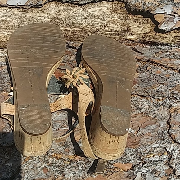 Sandles very loved - Picture 6 of 6